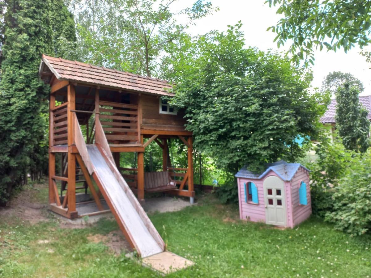 Zelena Sadyba Bila Stavka Jaremče Exteriér fotografie