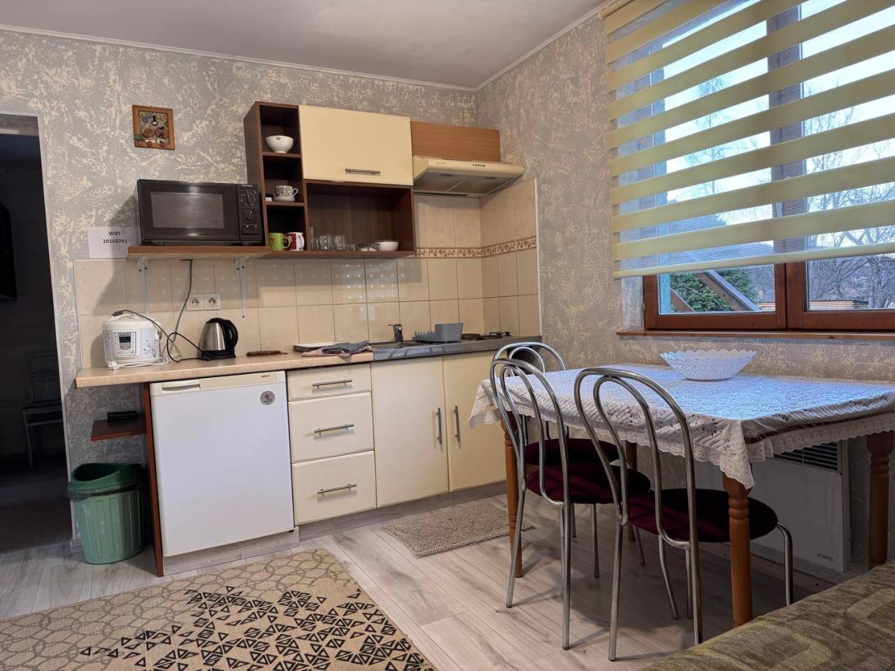 Zelena Sadyba Bila Stavka Jaremče Exteriér fotografie